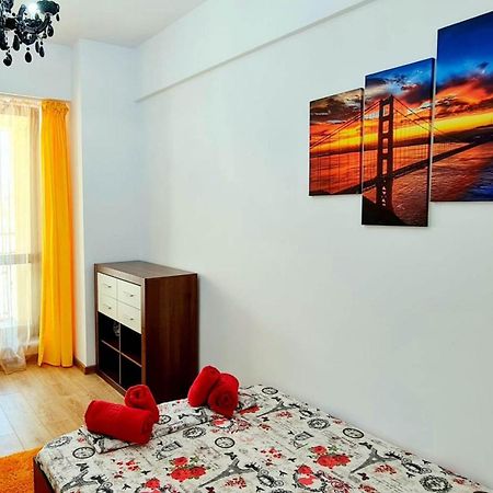 Designed Like Home Apartment Near Palas Mall Iasi Ngoại thất bức ảnh